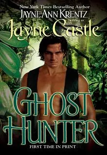 Ghost Hunter by Jayne Castle 